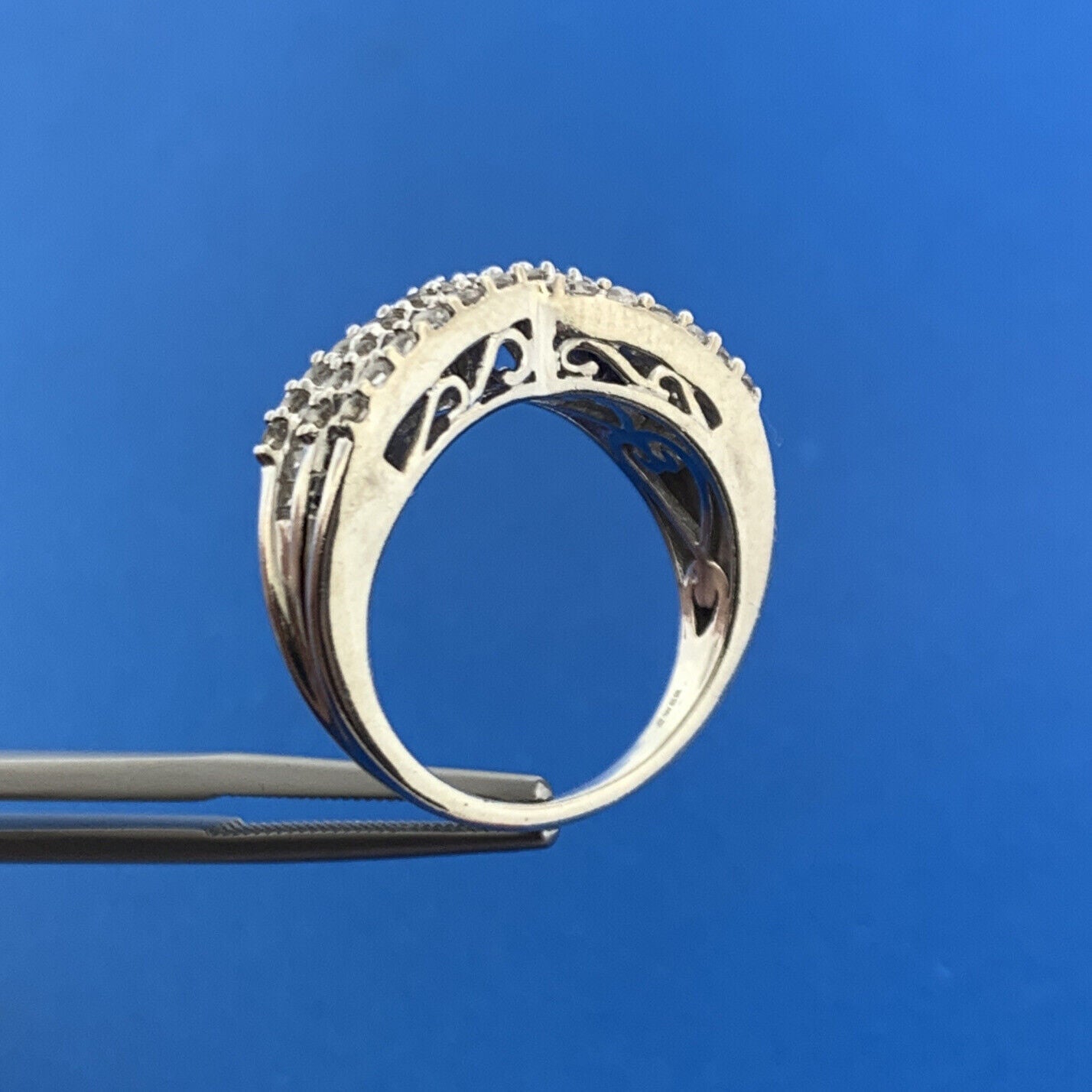 Designer JWBR Sterling Silver 925 Blue & White Sapphire Crossover Band Ring