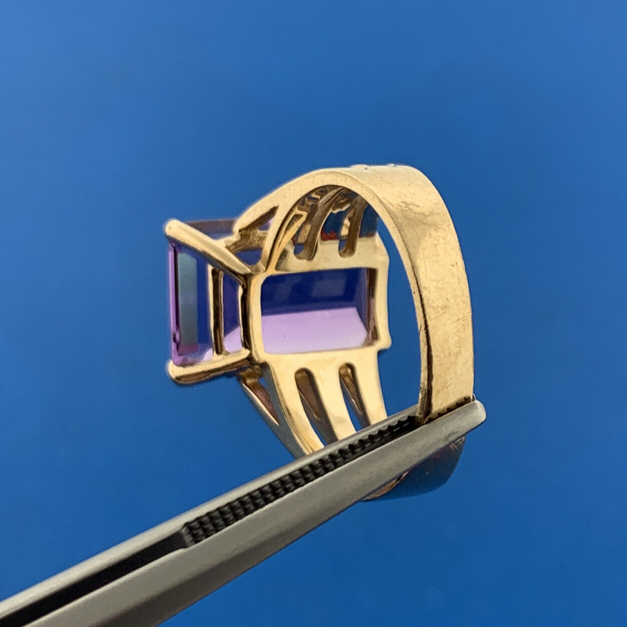 Designer CID 10k Yellow Gold Emerald Cut Purple Amethyst Regal Ring Size 6.75