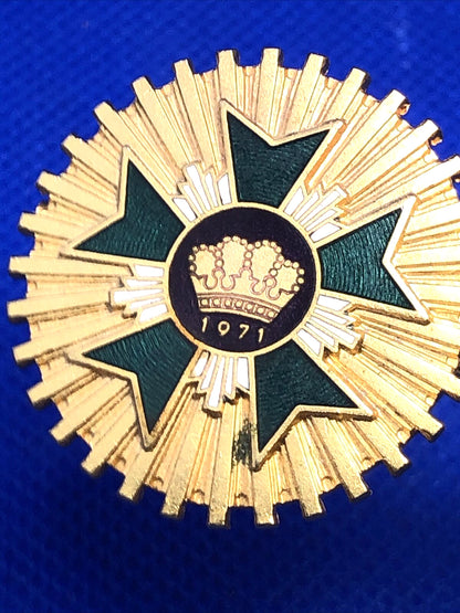 1971 Rex Mardi Gras Lady's Ducal Pin GoldTone New Orleans Krewe Favor W. Germany