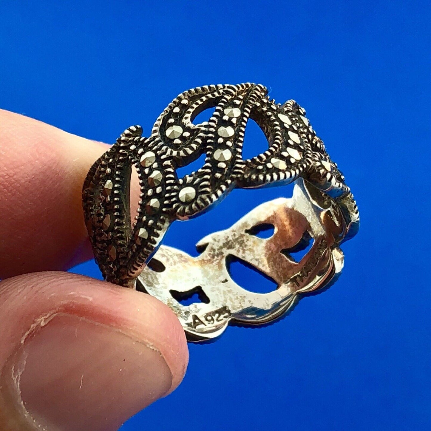 Designer Thailand 925 Sterling Silver Marcasite Cut Out D Scroll Cigar Band Ring