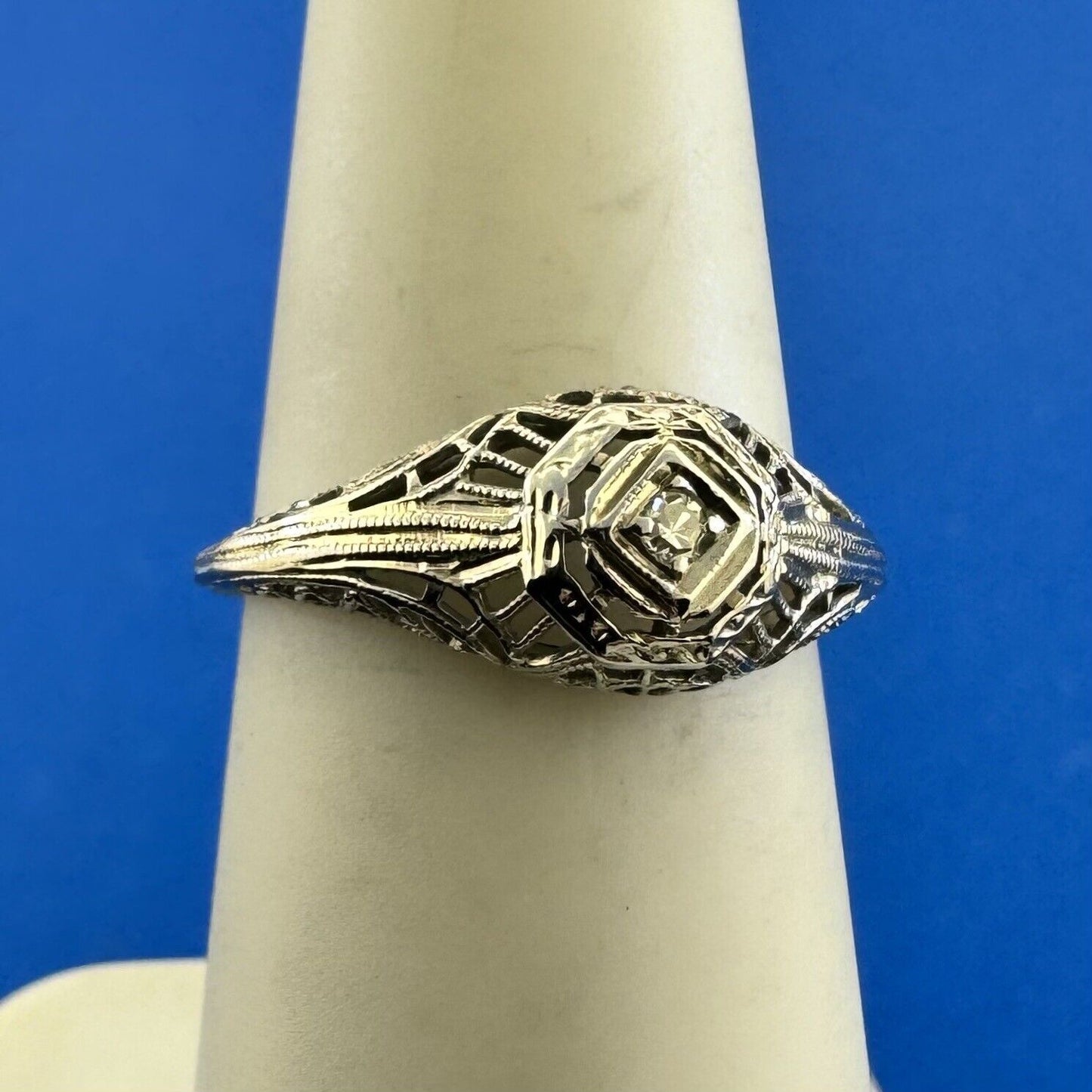 Vintage Designer Art Deco 18K White Gold Diamond Filigree Engagement Ring