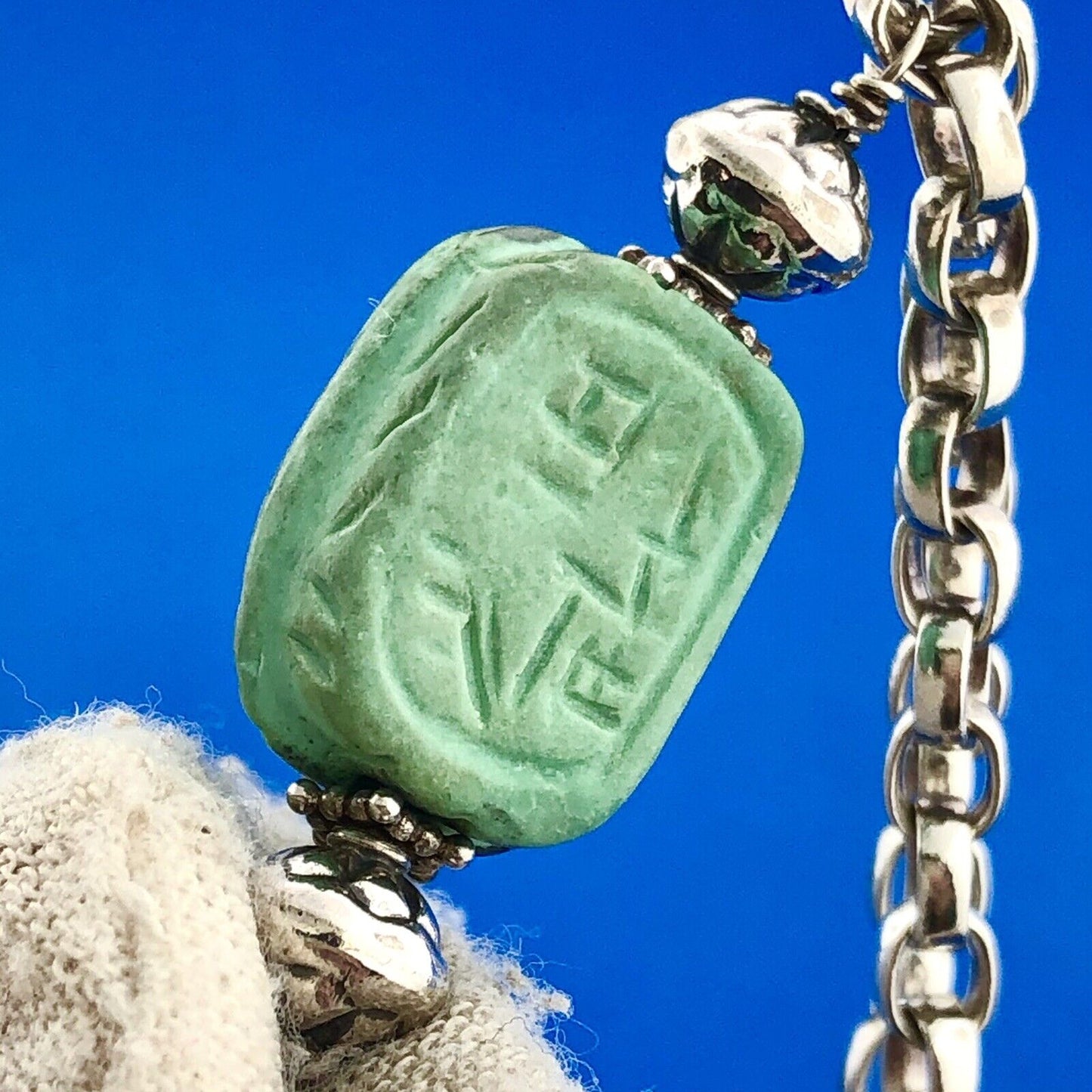 Vintage 925 Sterling Silver Carved Stone Scarab Beetle Oval Link Toggle Bracelet