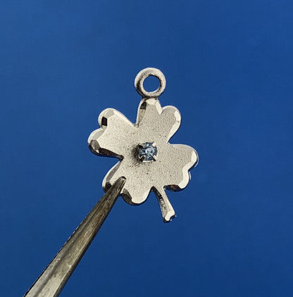 Estate Sterling Silver Blue CZ Florentine Polished Good Luck 4 Leaf Clover Charm