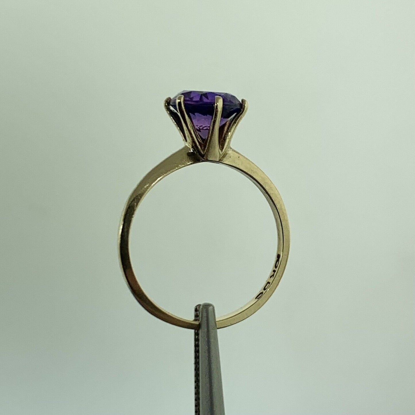 Designer 10K Yellow Gold Purple Sapphire Solitaire Ring