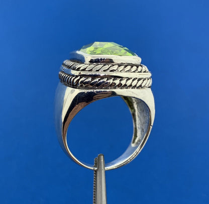 Designer 925 Sterling Silver Rectangle Cushion Cut Peridot Statement Finger Ring