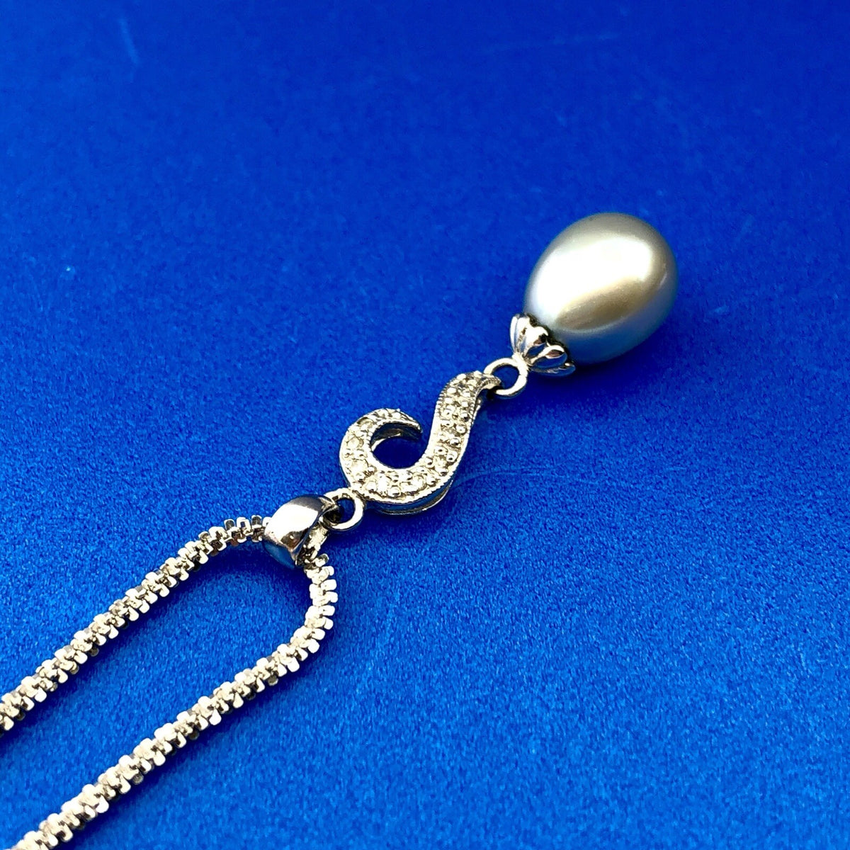 Retro 14K White Gold Gray Pearl Diamond Wedding Anniversary Sweetheart Necklace