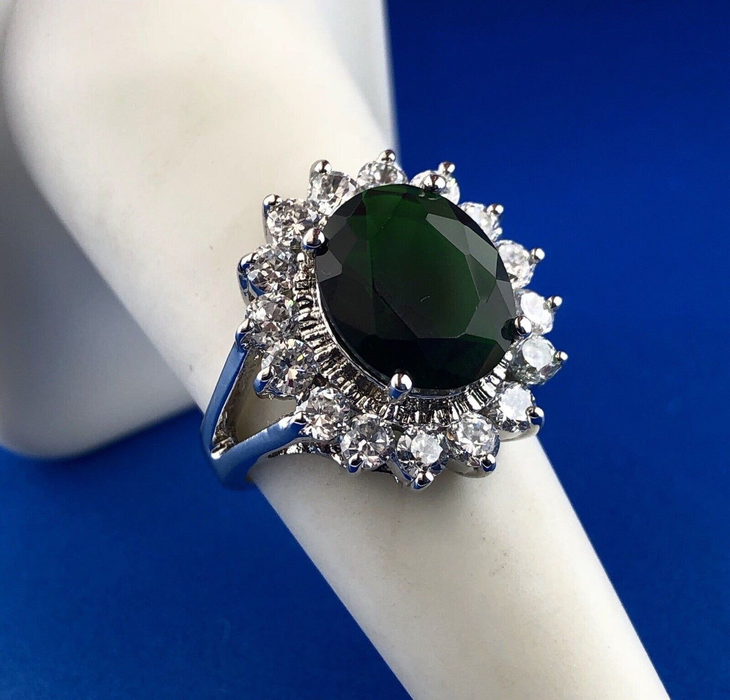 Retro Sterling Silver 925 Green White CZ Statement Fashion Cocktail Ring