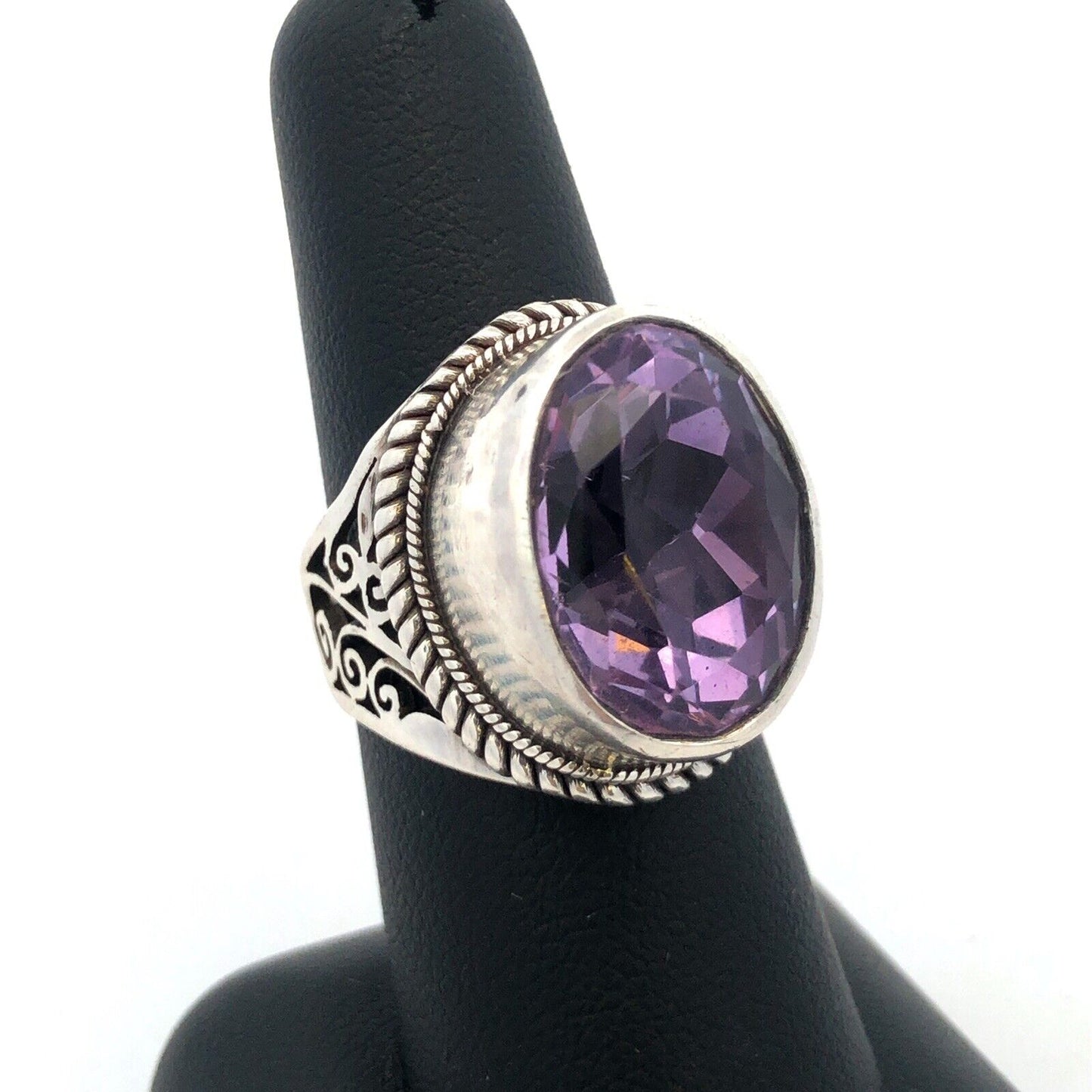 Vintage 925 Sterling Silver Oval Amethyst Floral Scroll Statement Ring