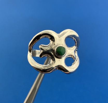 Stunning Sterling Silver 925 Cabochon Green Turquoise Open Heart Ring Size 6