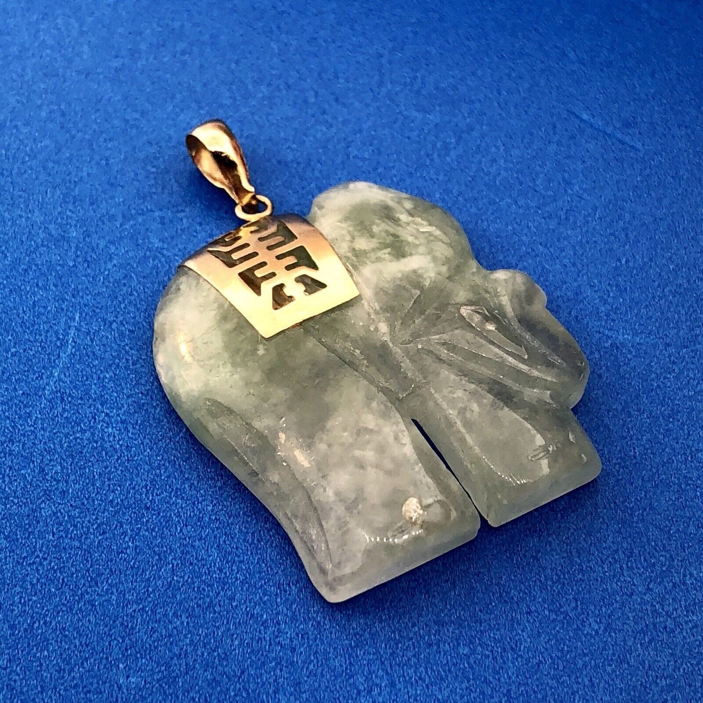 Vintage 14K Yellow Gold Carved Jade Jadeite Elephant Long Life Good Luck Pendant