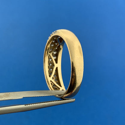 Designer EA 14K Yellow Gold Pave Diamond Anniversary Eternity Wedding Band Ring