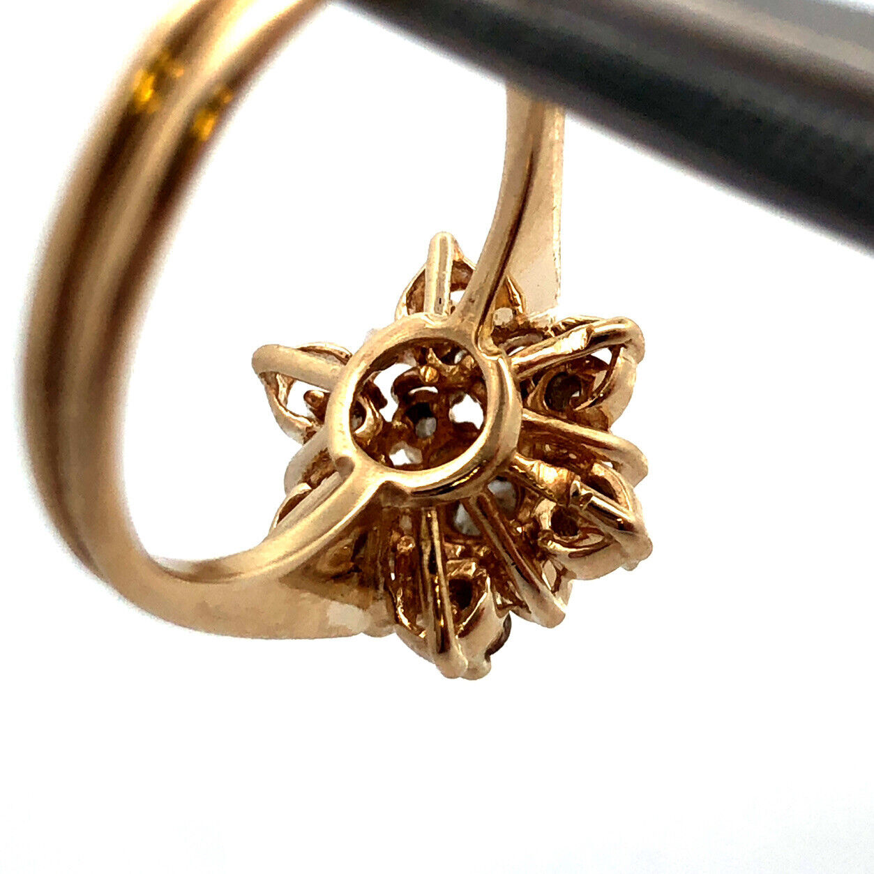 Vintage 14K Yellow Gold Round Diamond Cluster Flower Cocktail Ring