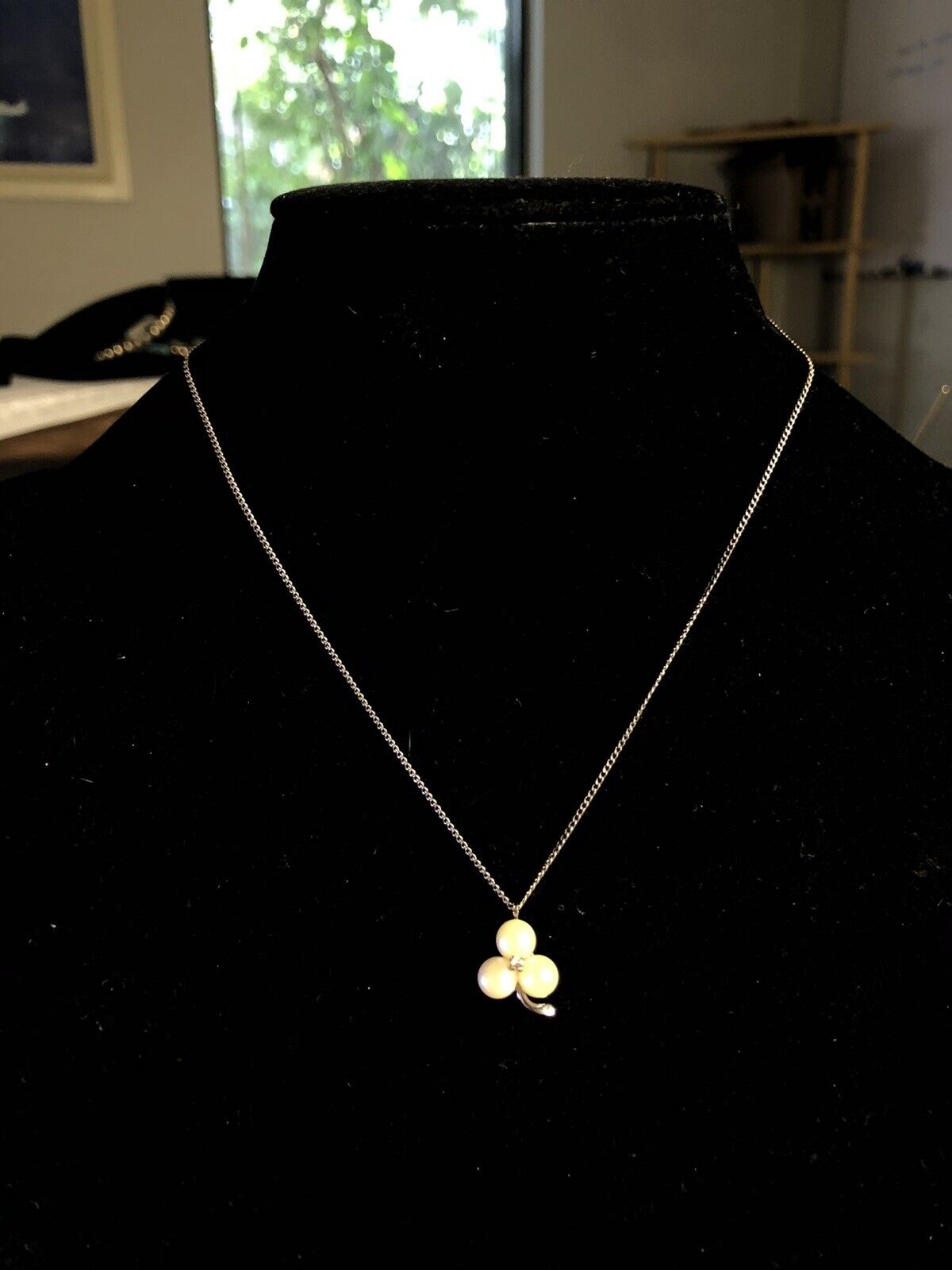 Designer 925 Sterling Silver Pearl Cubic Zirconia Clover Luck Pendant Necklace