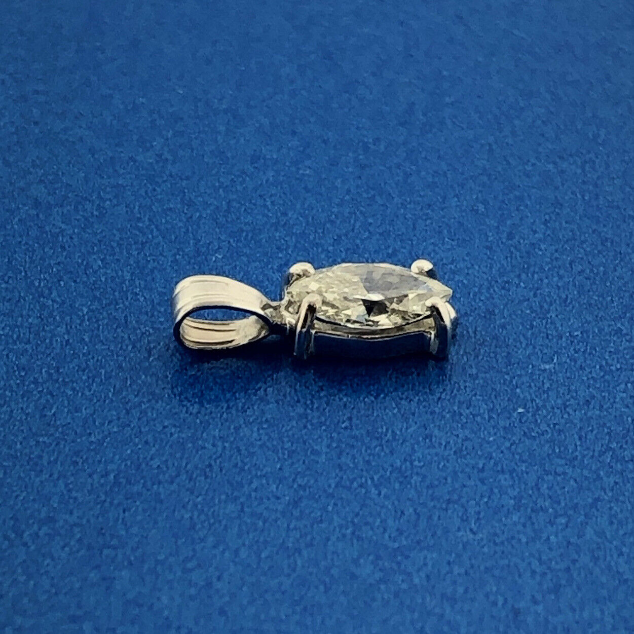 Gorgeous 14k White Gold Marquise Cut White Diamond Precious Pendant