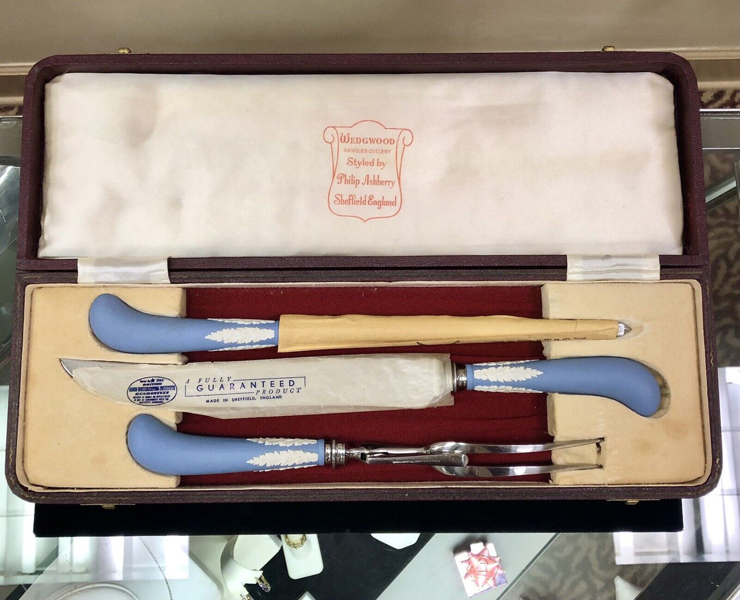 Philip Ashberry Wedgewood Blue Jasperware 3 Piece Carving Set Original Box