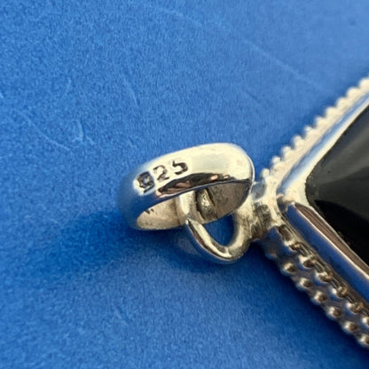 Stunning Sterling Silver 925 Cabochon Wide Onyx Teardrop Dangle Pendant