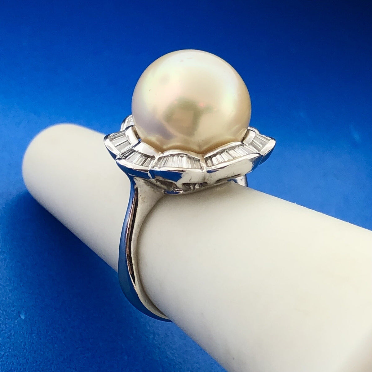 Stunning Estate 14K White Gold Pearl Diamond Baguette Halo Statement Ring