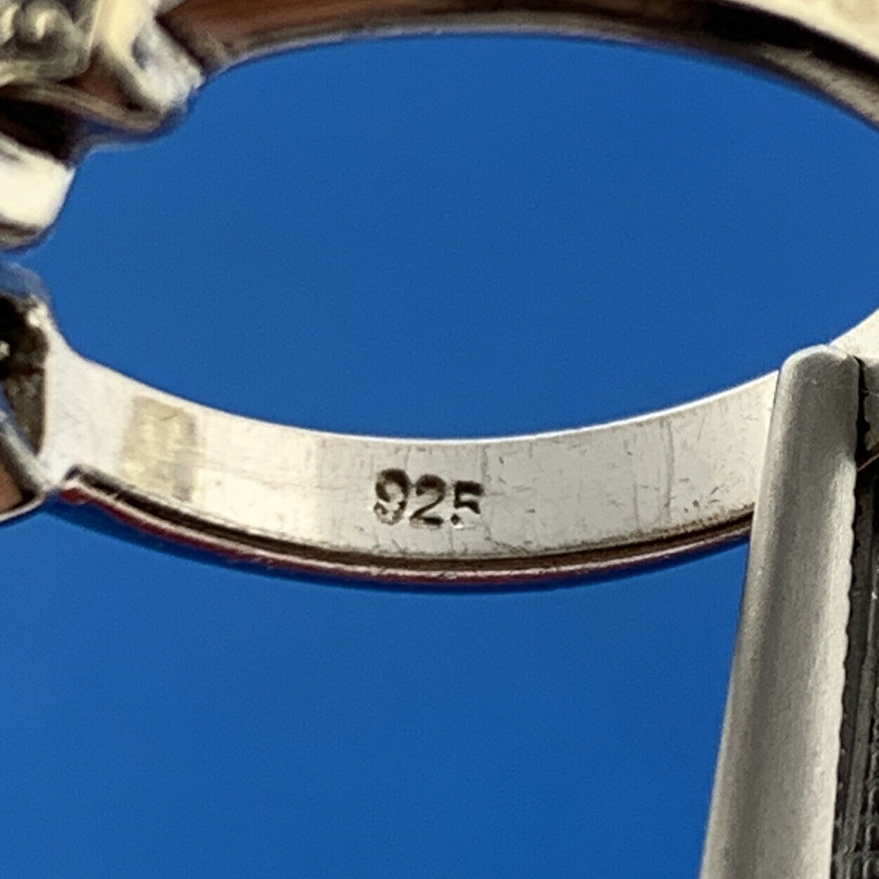 Vintage Design Sterling Silver Cubic Zirconia Solitaire w/ Round Accents Ring