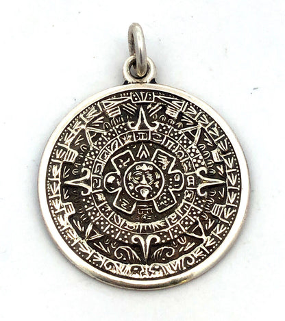 Vintage Hecho Mexico 925 Sterling Silver Mayan Textured Round Pendant