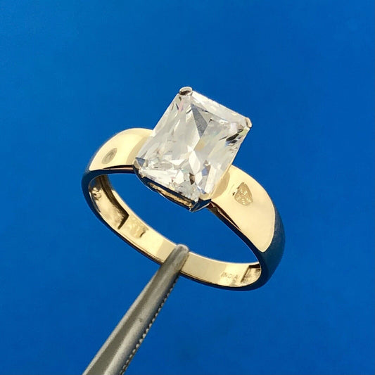 Designer JWBR 14k Yellow Gold Radiant Cut Cubic Zirconia Soliatire Ring Size 7