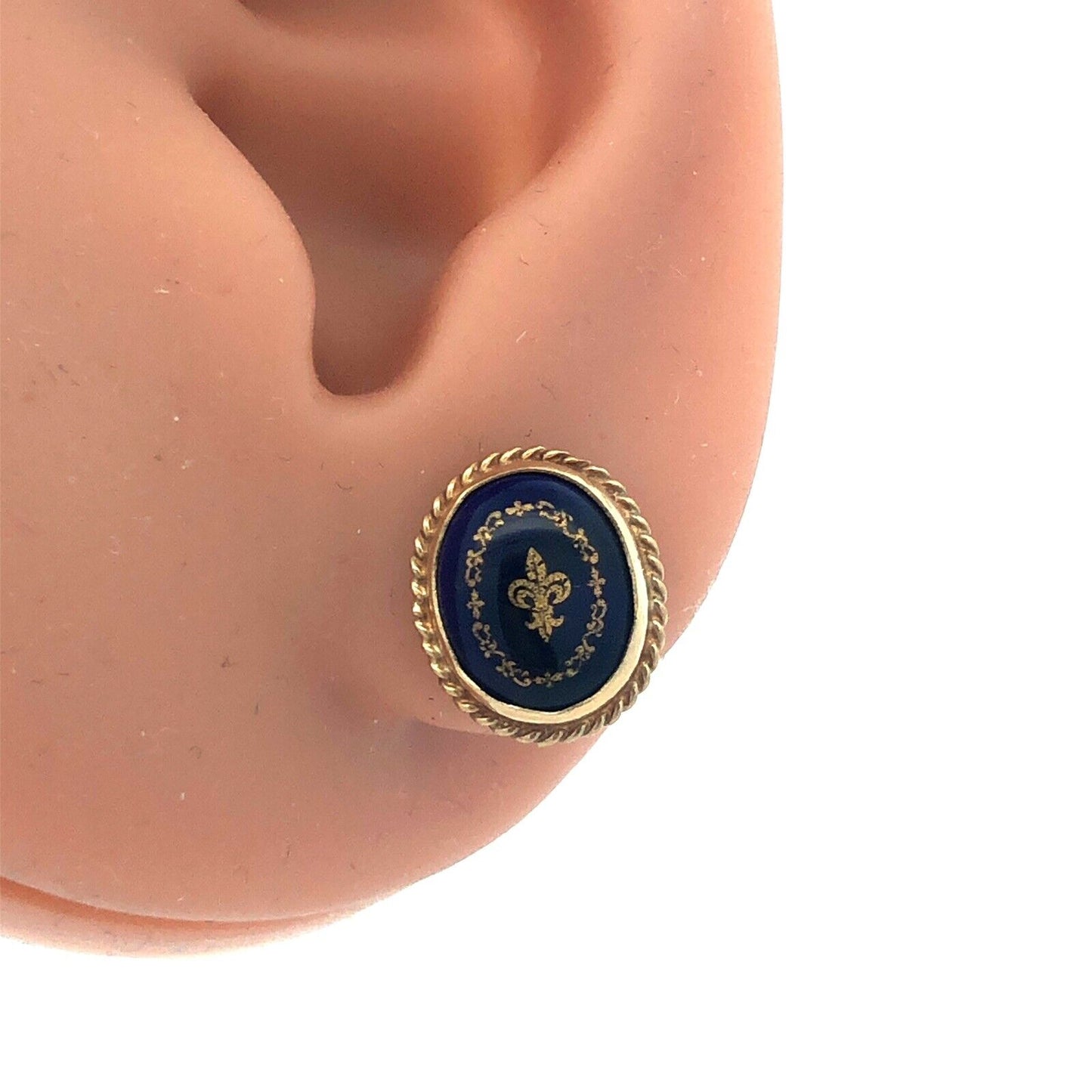 Vintage 14K Yellow Gold Blue Cobalt Gold Etched Fleur De Lis Oval Stud Earrings