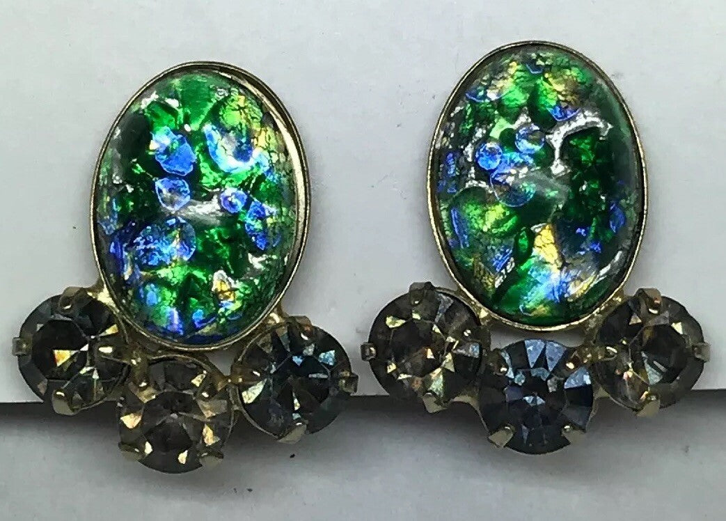 Vintage Gold Tone Opal Glass Rhinestone Crystal Clip On Earrings