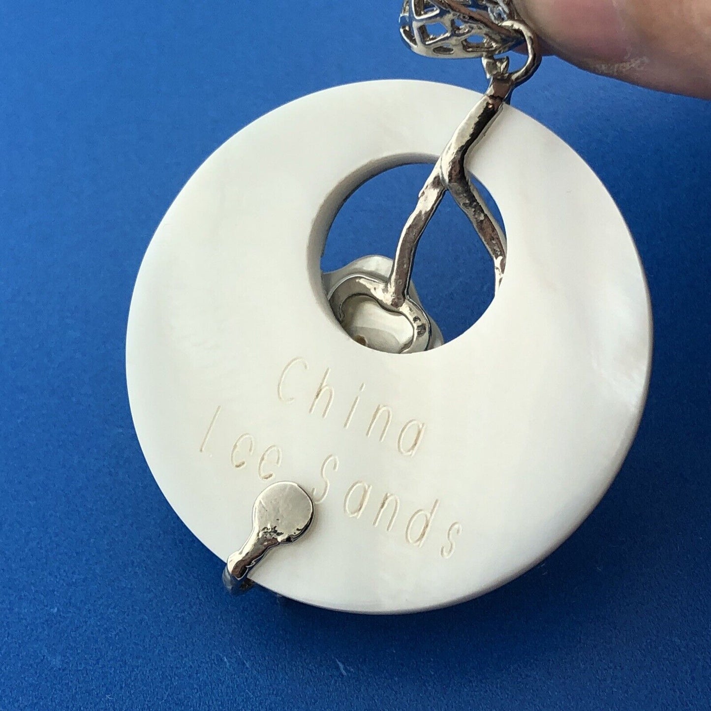 Lee Sands 925 Sterling Silver CZ Abalone Inlaid MOP Flower Pendant Necklace