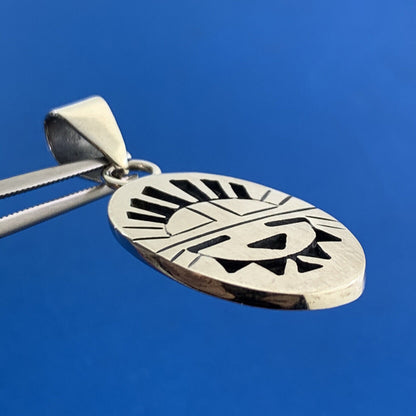 Taxco Mexico 925 Sterling Silver Storyteller Oval Disc Pendant