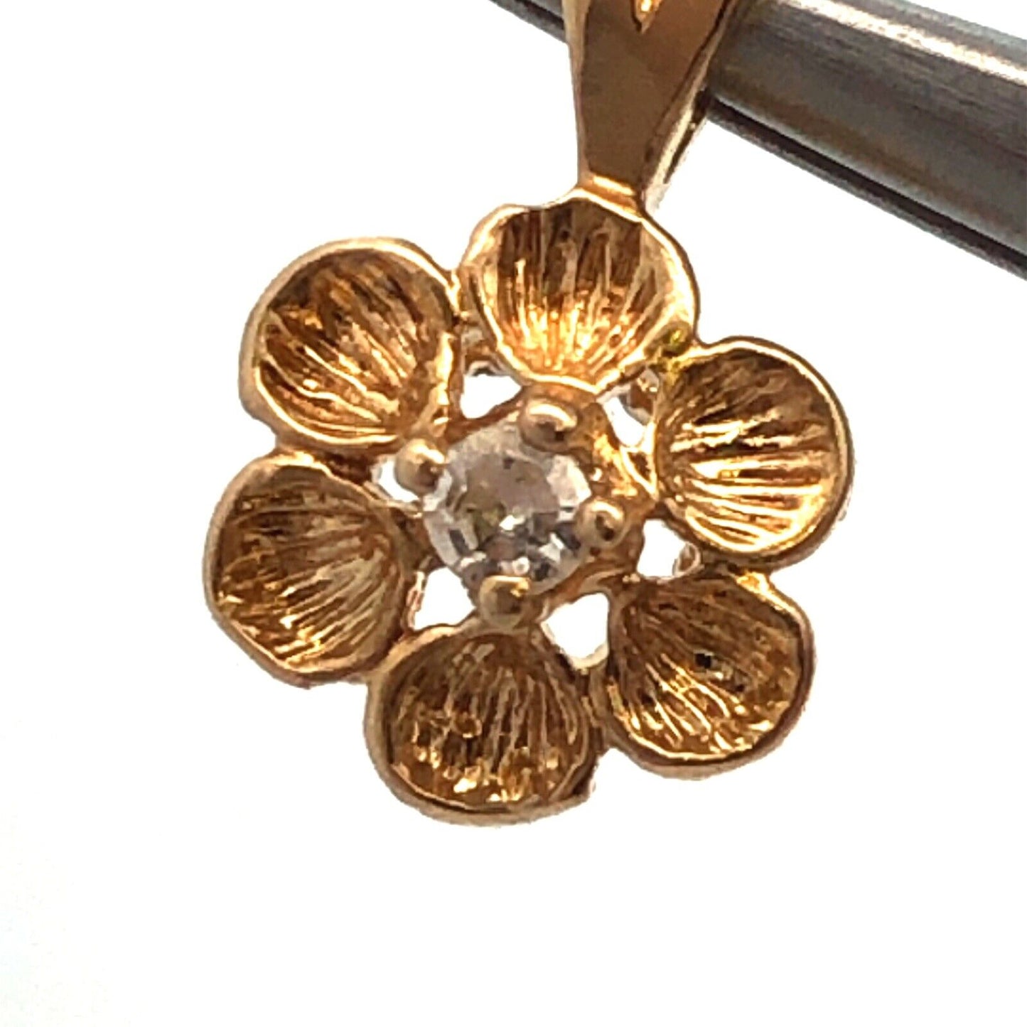 Vintage 14K Yellow Gold Round White Topaz Flower Petite Pendant