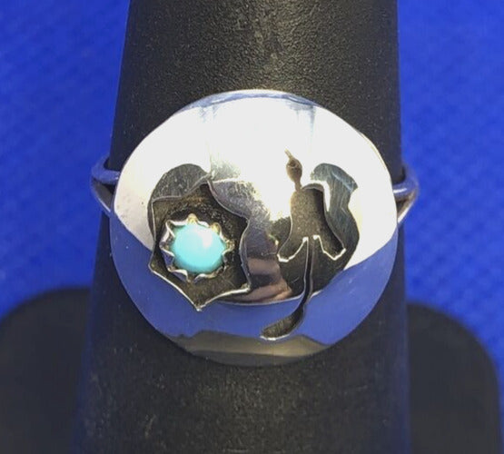 Native American Signed 925 Sterling Silver Turquoise Cabochon Storyteller Ring
