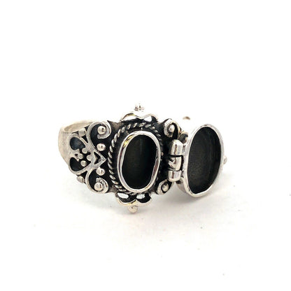 925 Sterling Silver Vintage Designer SE Scroll Oval Pillbox Poison Ring