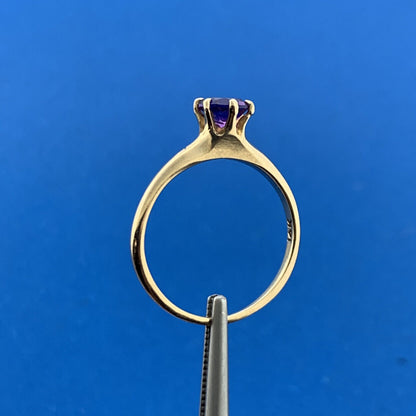 14K Yellow Gold Amethyst Solitaire February Anniversary Occasion Ring