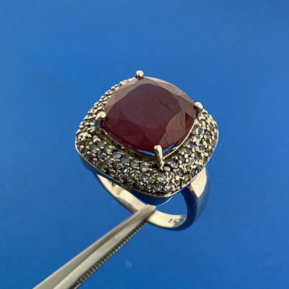 Vintage 925 Sterling Silver Ruby Solitaire Diamond Accented Cocktail Ring