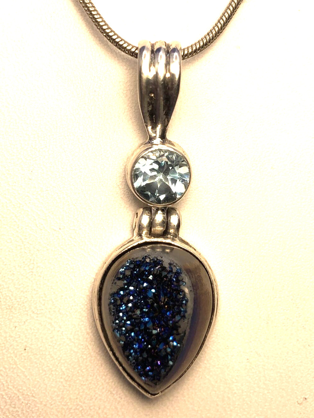 Designer 925 Sterling Silver Pear Druzy Quartz Blue Topaz Pendant Necklace