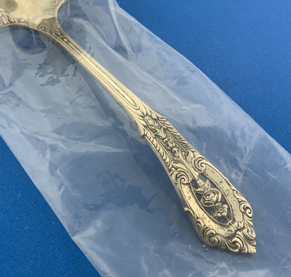 Designer Wallace Sterling Silver 925 Rose Point Pattern 6-1/4" Solid Gravy Ladle