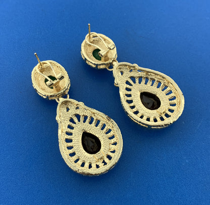 Designer FY Gold Tone Red Green Glass Crystal Rhinestone Pendant Earrings Set