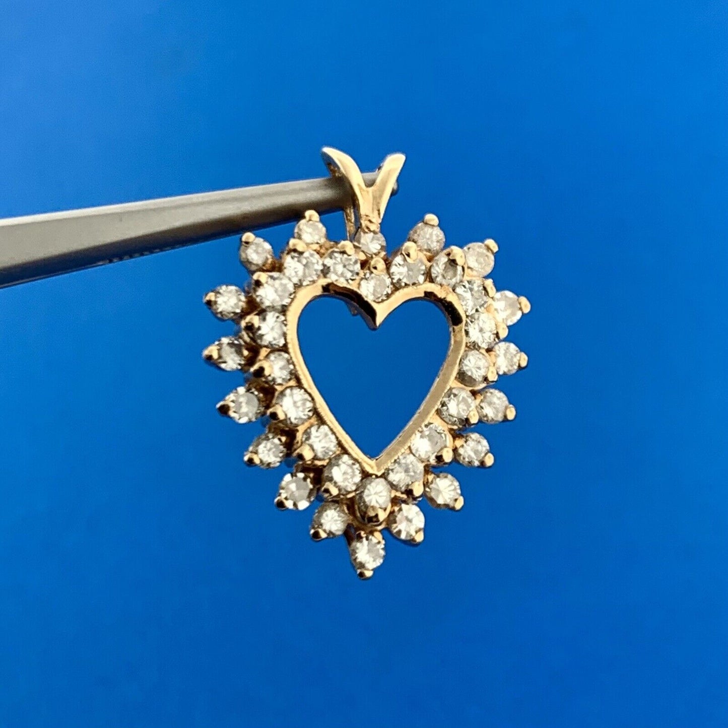 Gorgeous 14k Yellow Gold Round Cut Diamond Open Heart Loving Romance Pendant