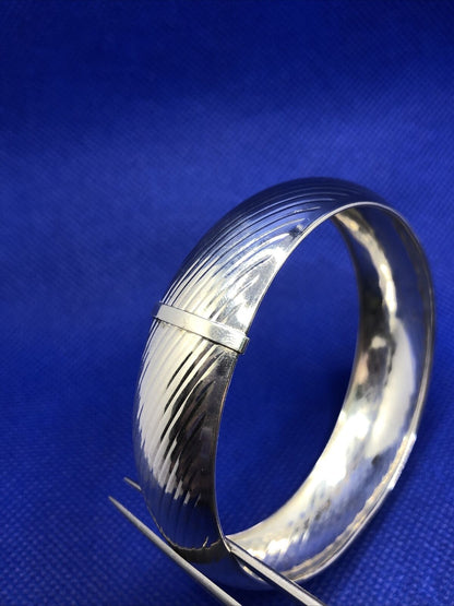 Karizia Spa Italy 925 Sterling Silver Textured Round Wide Bangle Bracelet