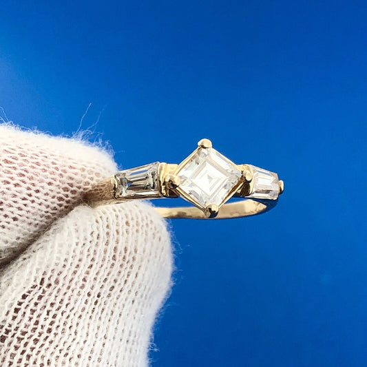 Gorgeous 14k Yellow Gold Princess Baguette Tapered Cut Sparkling CZ Ring Size 7