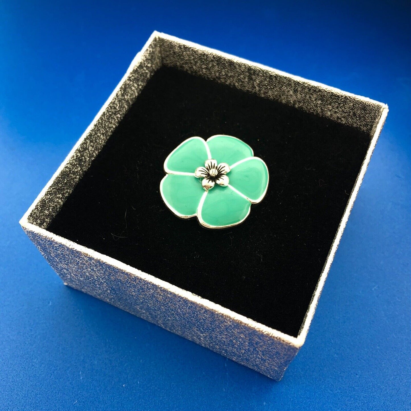 Premier Designs Silver Plate Turquoise Aqua Enamel Flower Statement Ring NIB
