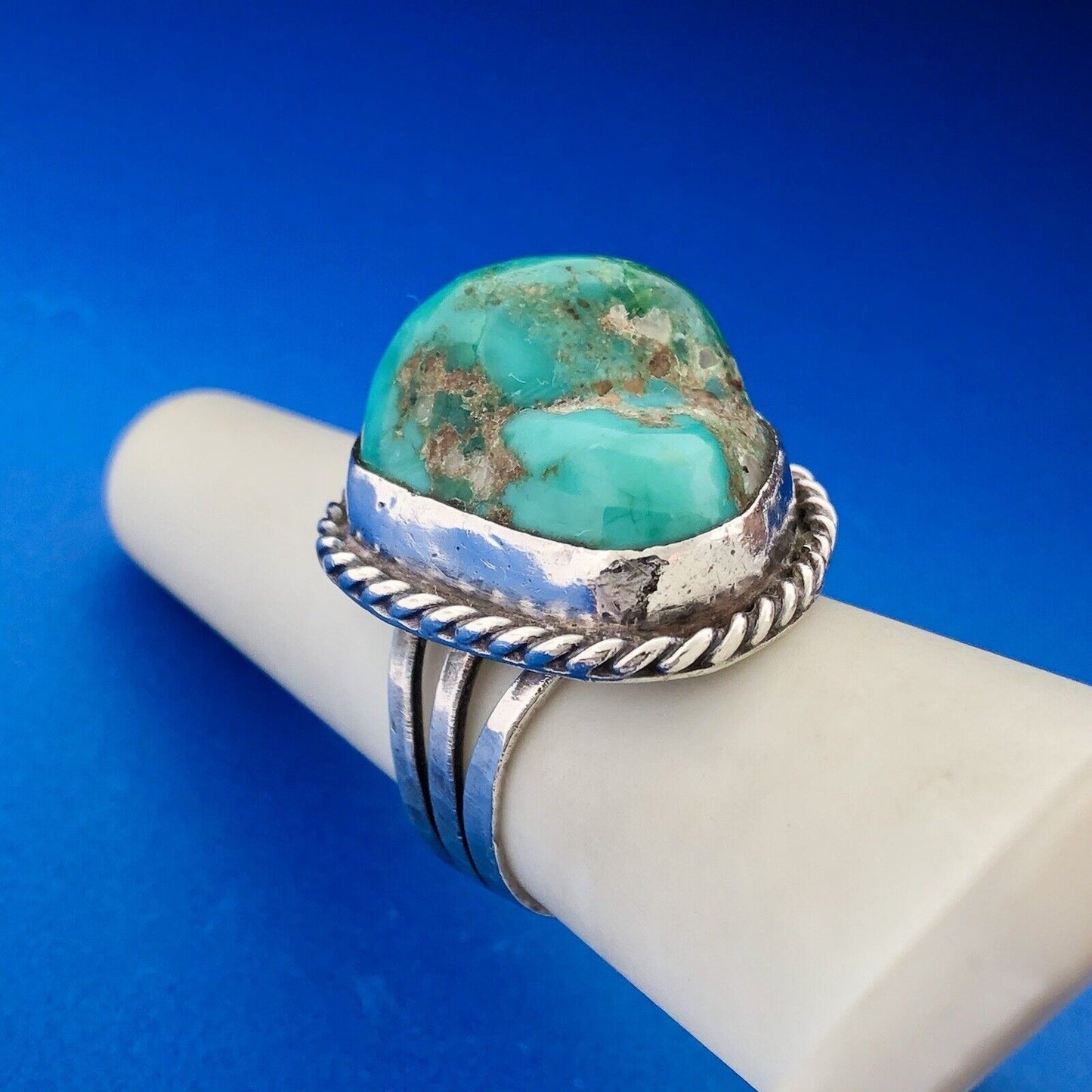 Old Pawn 925 Sterling Silver Natural Turquoise Chunk Statement Finger Ring