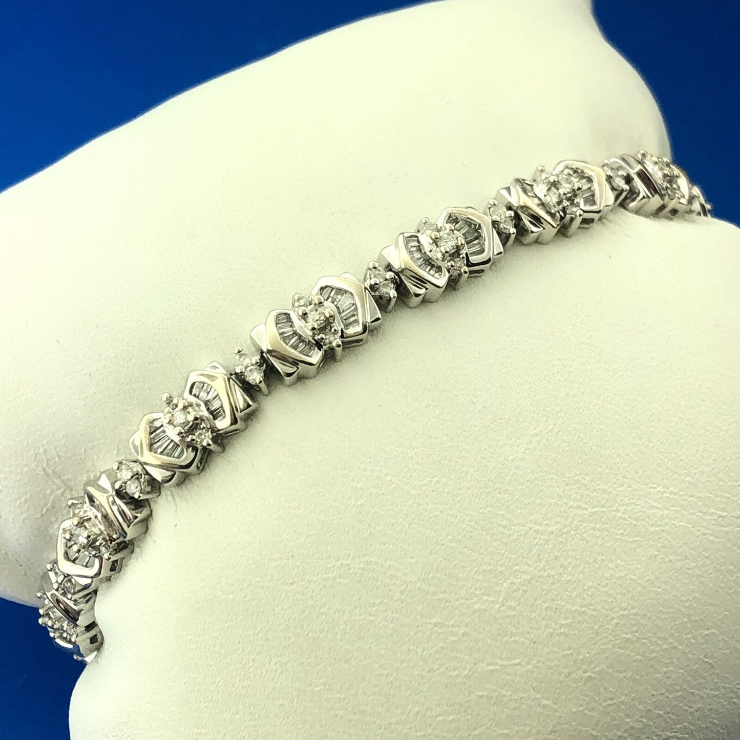 Vintage WGD 14K White Gold Diamond Panel Round Baguette Tennis Bracelet