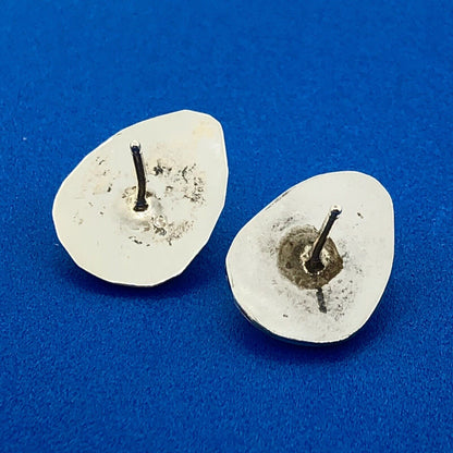 Stunning Sterling Silver 925 Cabochon Turquoise Bear Claw Stud Earrings