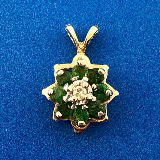 Estate 14K Yellow Gold Emerald Diamond Flower Cluster May Anniversary Pendant