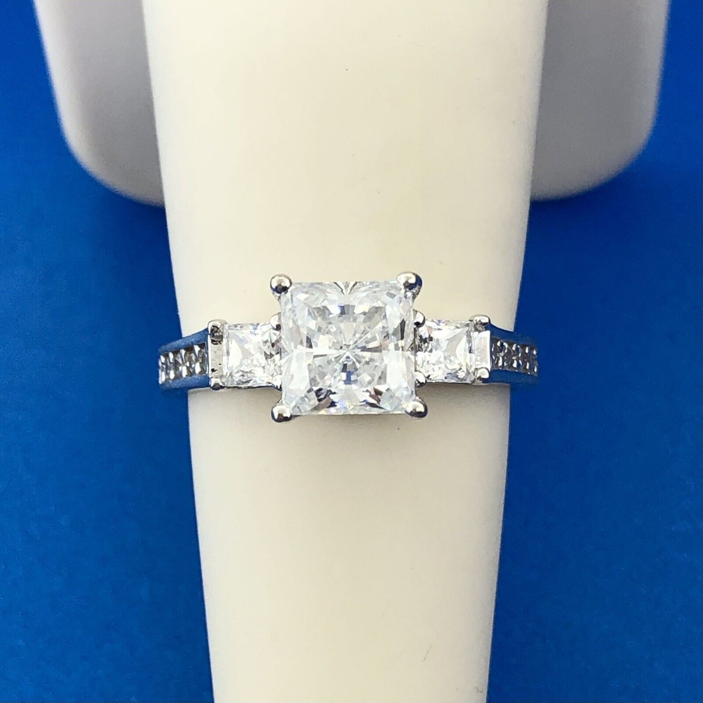 14k White Gold Princess Cut Cubic Zirconia cz Ring with Accents Size 5.75