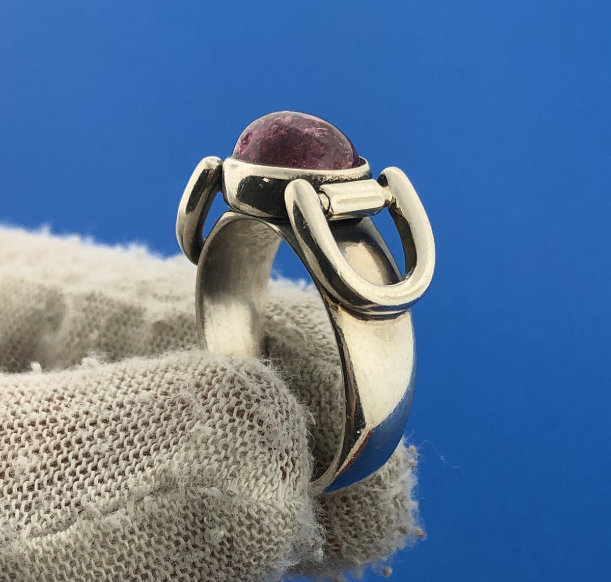 Estate Italy 925 Sterling Silver Amethyst Cabochon Belt Buckle Design Ring