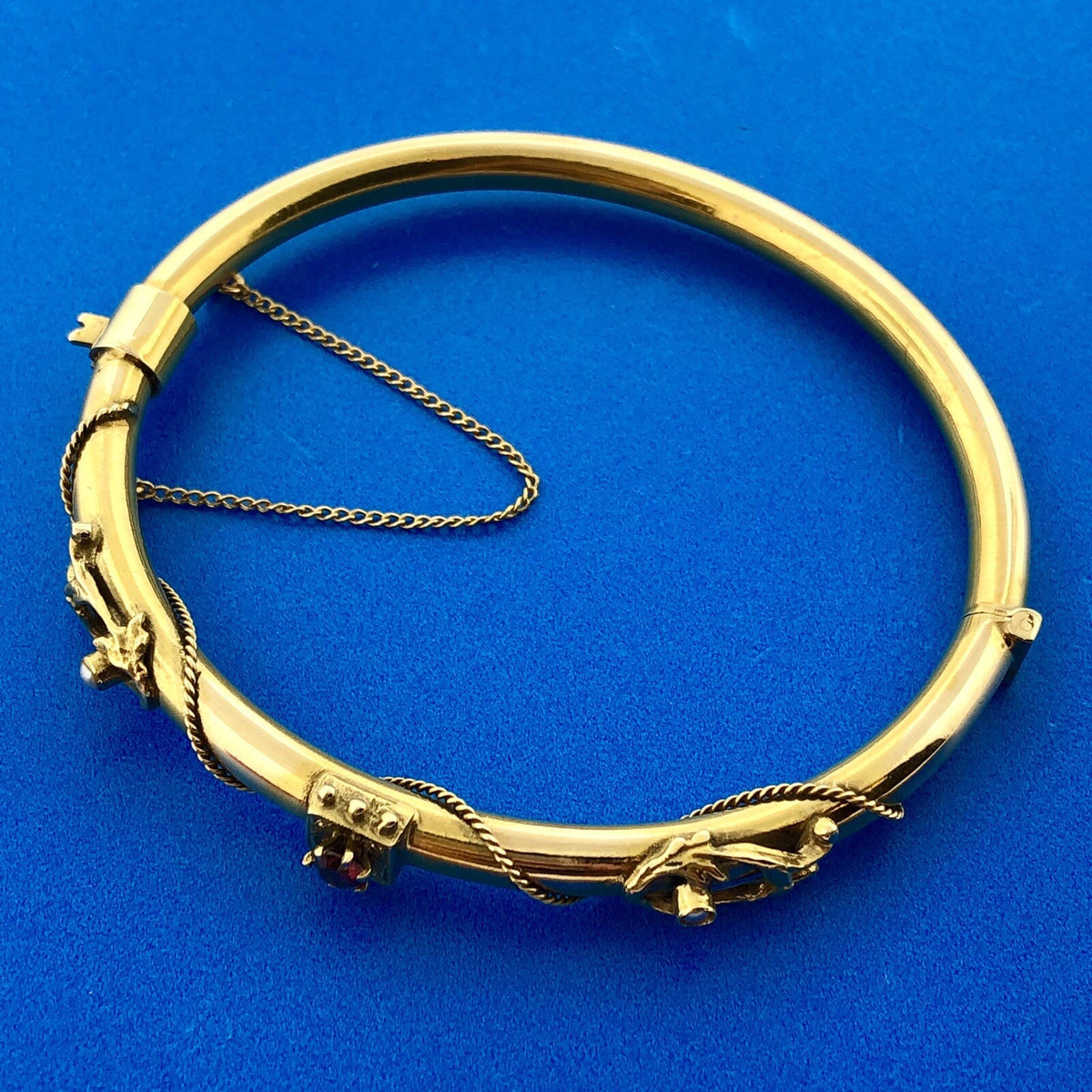 Art Nouveau Art Deco 14K Yellow Gold Garnet Seed Pearl Etruscan Bangle Bracelet