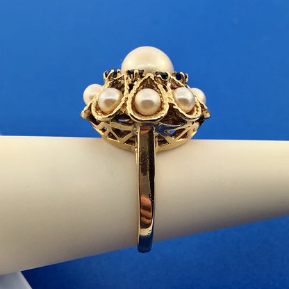 Vintage 14K Yellow Gold Pearl Sapphire Princess Style Cocktail Ring