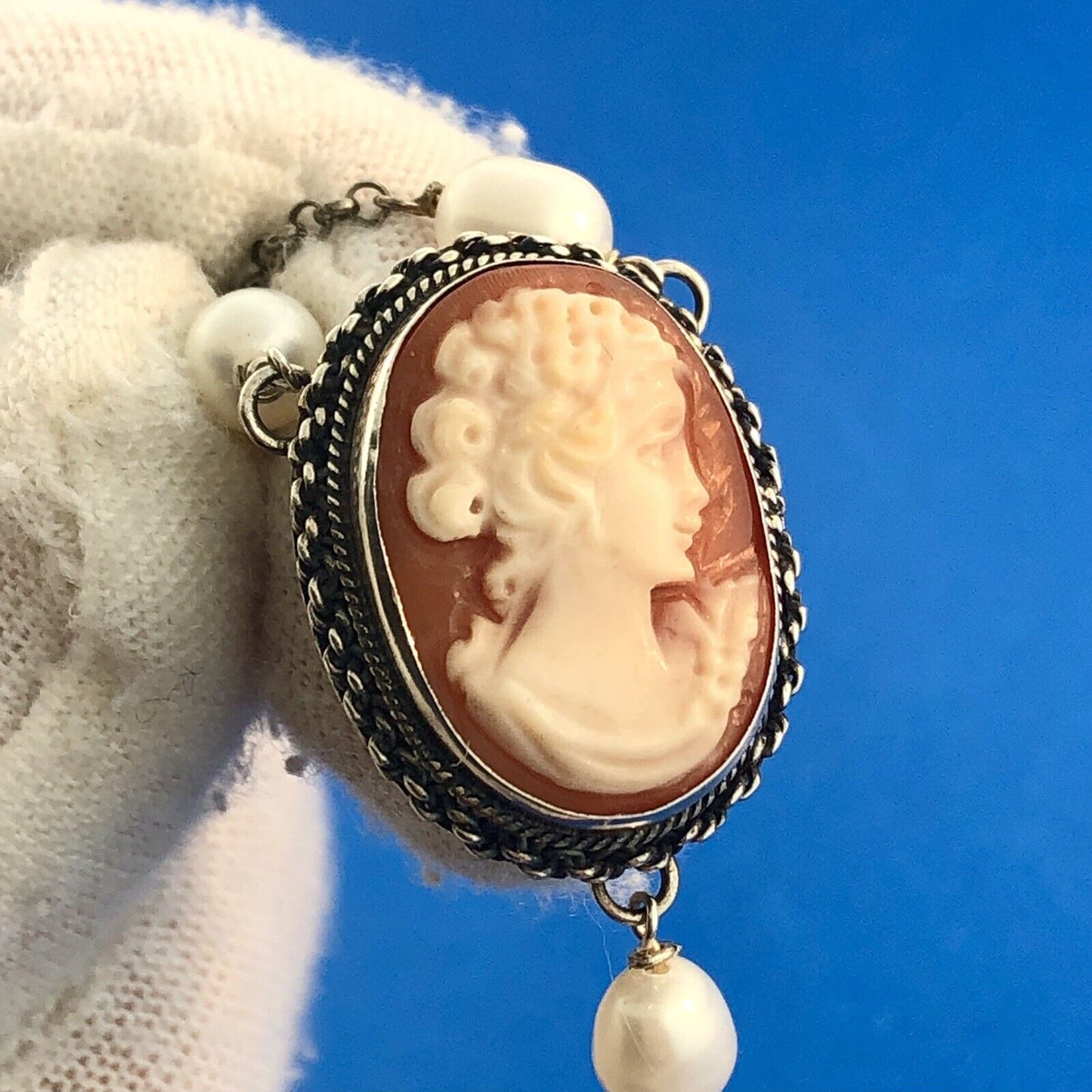 Vintage Italian Designer 925 Sterling Silver Cameo Pearl Station Necklace