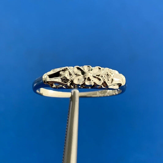 Vintage 14K White Gold Flower Design Wedding Anniversary Band Ring
